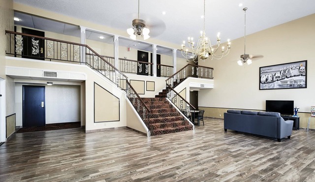 Super 8 by Wyndham Elk City