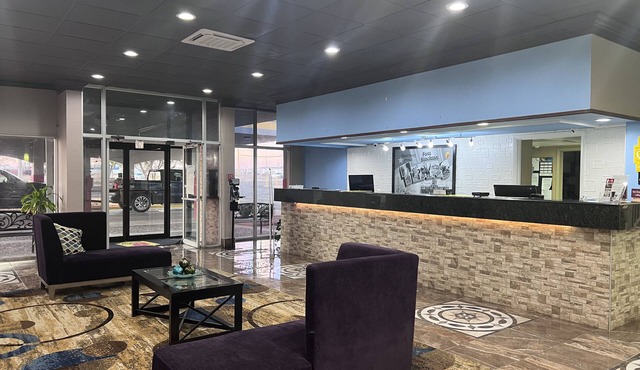 Super 8 by Wyndham Ft Stockton