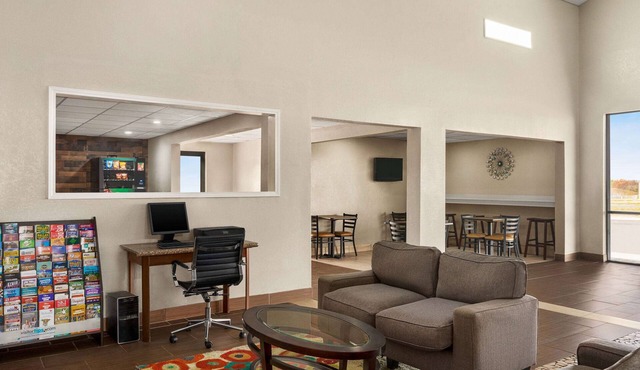 Super 8 by Wyndham Gainesville TX