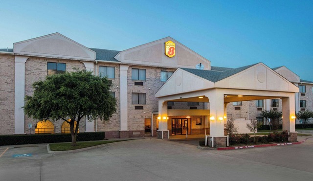 Super 8 by Wyndham Garland North Dallas Area