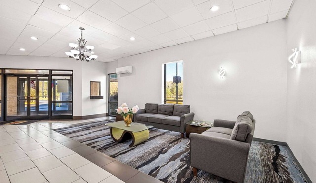 Super 8 by Wyndham Garysburg/Roanoke Rapids