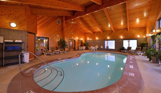 Super 8 by Wyndham Glenwood