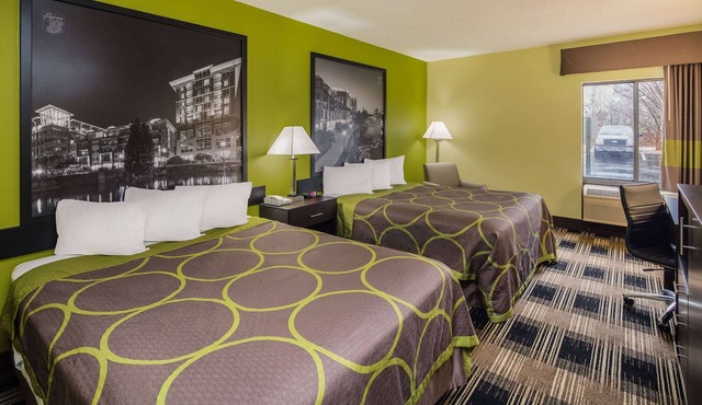 Super 8 by Wyndham Greer/Spartanburg Area