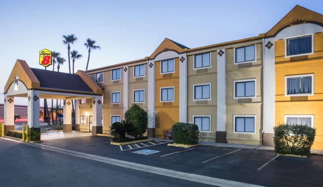Super 8 by Wyndham Harlingen TX