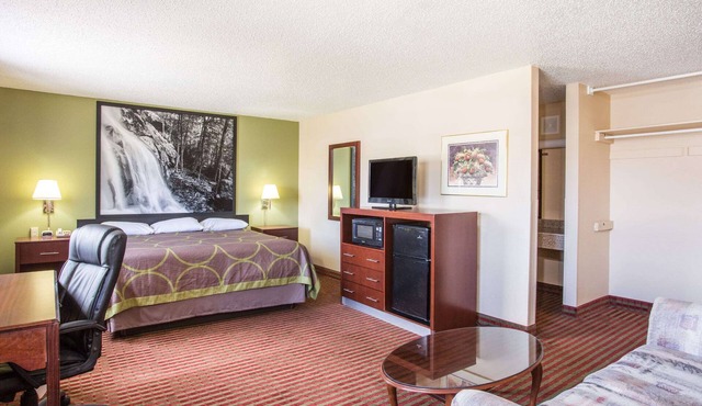 Super 8 by Wyndham Harrisonburg