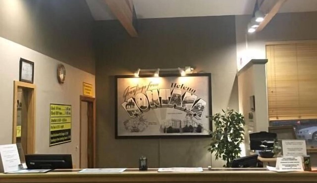 Super 8 by Wyndham Helena