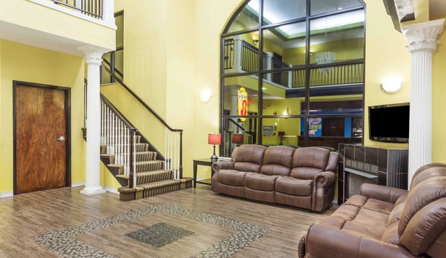 Super 8 by Wyndham Hull Street Midlothian/Richmond Area