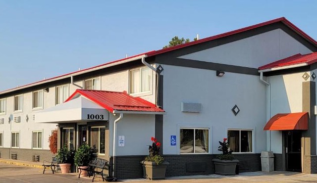 Super 8 by Wyndham Jacksonville