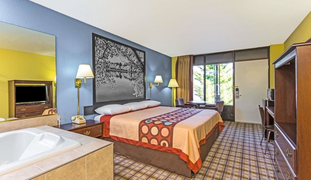 Super 8 by Wyndham Jessup/Baltimore Area