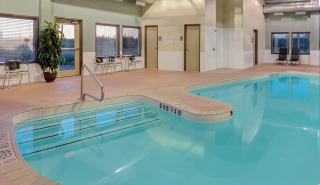 Super 8 by Wyndham Kapuskasing