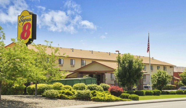 Super 8 by Wyndham Kennewick