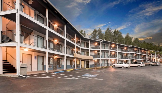 Super 8 by Wyndham Keystone/Mt. Rushmore