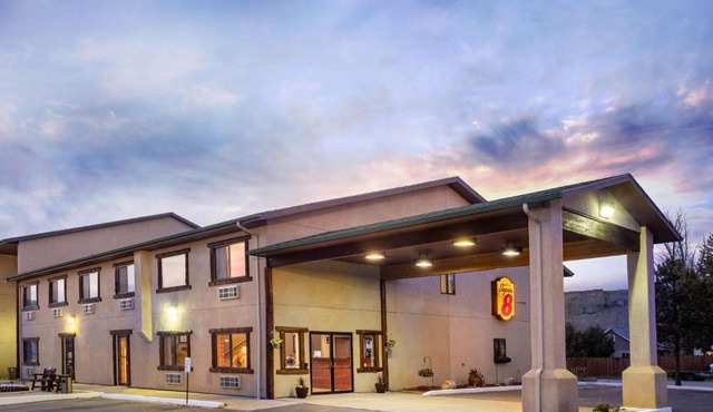 Super 8 by Wyndham Kremmling