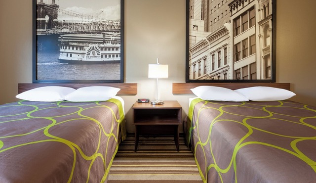 Super 8 by Wyndham La Grange KY