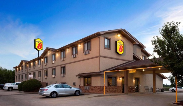 Super 8 by Wyndham Macon