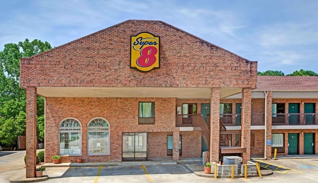 Super 8 by Wyndham Marietta/West/Atl Area