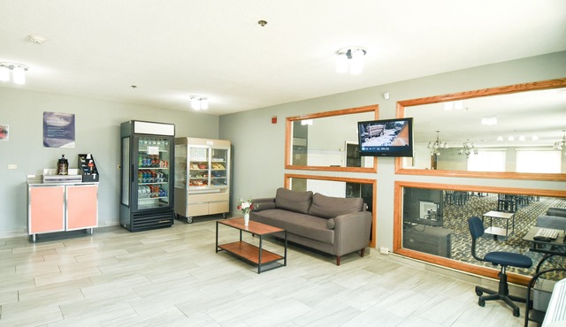 Super 8 by Wyndham McLean/Bloomington SW