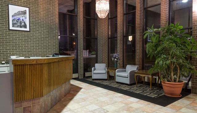 Super 8 by Wyndham Miamisburg Dayton S Area OH