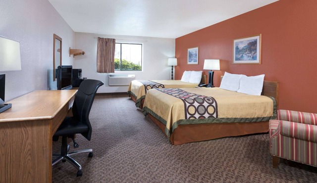 Super 8 by Wyndham Morgantown