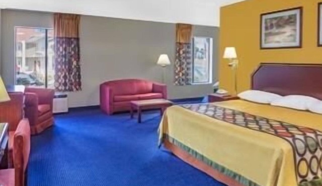 Super 8 by Wyndham Morristown/South