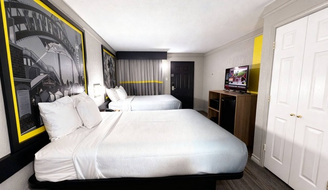 Super 8 By Wyndham Nacogdoches Near University