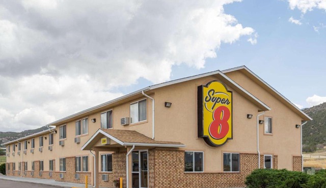Super 8 by Wyndham Nephi