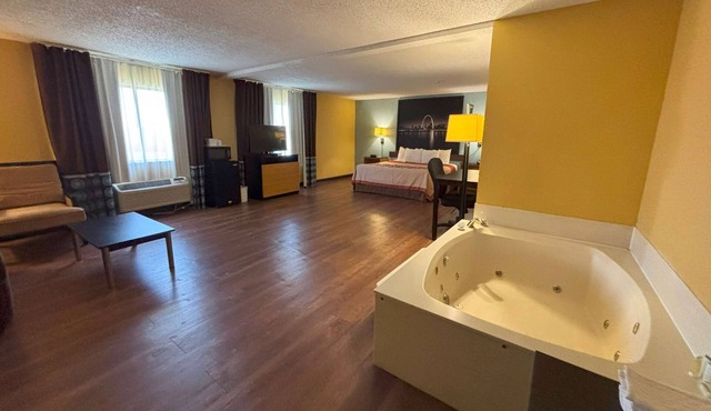 Super 8 by Wyndham O'Fallon