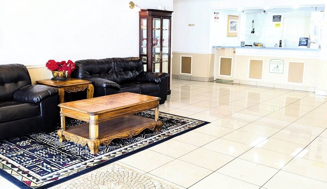 Super 8 by Wyndham Oroville