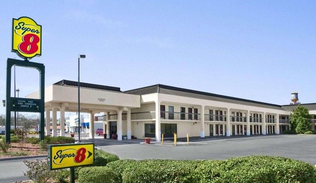 Super 8 by Wyndham Oxford