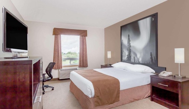 Super 8 by Wyndham Prince Albert