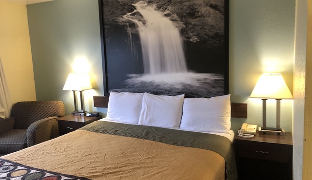 Super 8 by Wyndham Plover Stevens Point Area