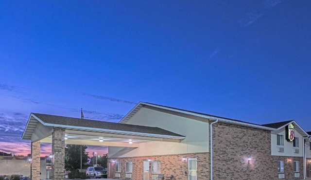 Super 8 by Wyndham Potosi