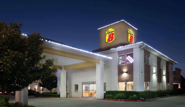 Super 8 by Wyndham Rosenberg TX
