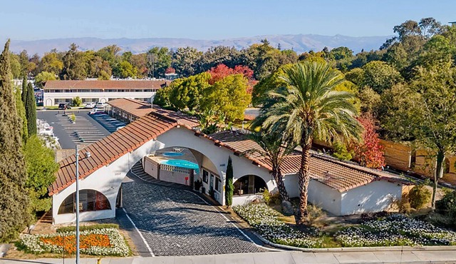 Super 8 by Wyndham San Jose Airport