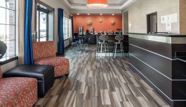 Super 8 by Wyndham San Antonio Near Fort Sam Houston