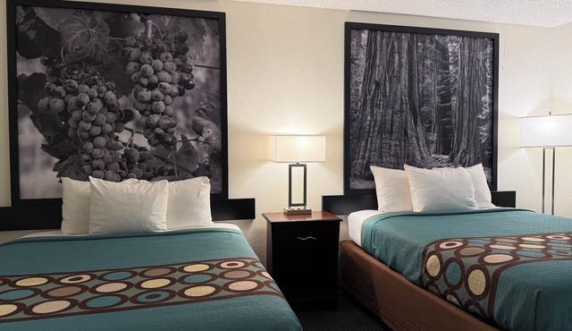 Super 8 by Wyndham Selma/Fresno Area