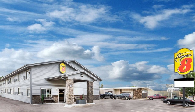 Super 8 by Wyndham Spencer