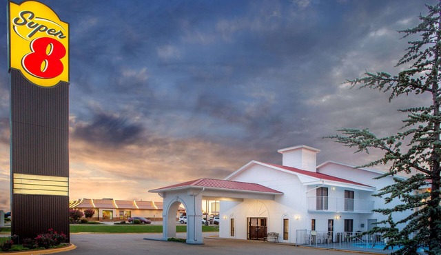 Super 8 by Wyndham Springdale AR