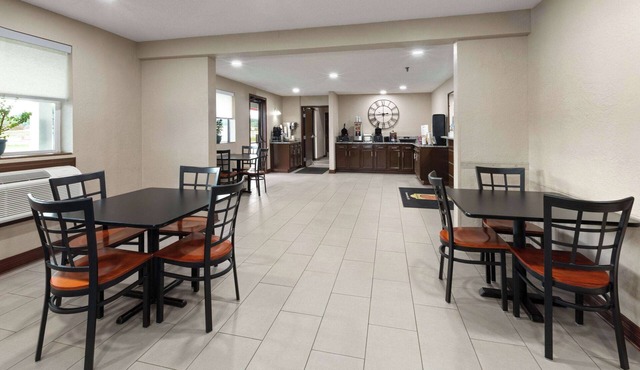 Super 8 by Wyndham Summersville/New River National Park