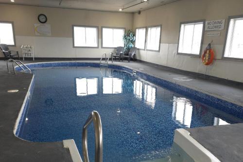 Super 8 by Wyndham Swift Current
