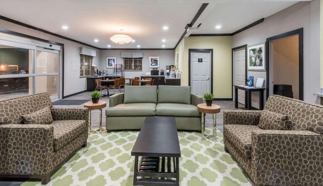 Super 8 by Wyndham Colorado City