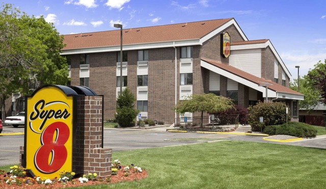 Super 8 by Wyndham Westminster Denver North