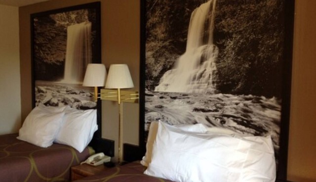 Super 8 by Wyndham Winchester VA