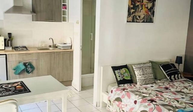 Super apartment with free parking