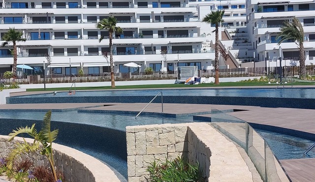 Super Appartement Neuf Dans L'arrière Pays de Benidorm à 3 km de la Plage