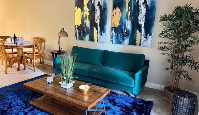 SUPER BOWL 7 MINUTES AWAY - LEVI'S STADIUM Size Bed-WI-FI-GYM-Parking