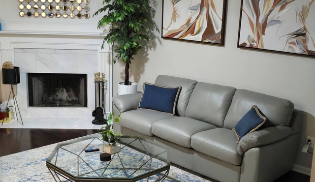 Super Clean Comfortable Townhome -Sleeps 6-Home Away From Home! nnnnnnnnnnnnnnnn