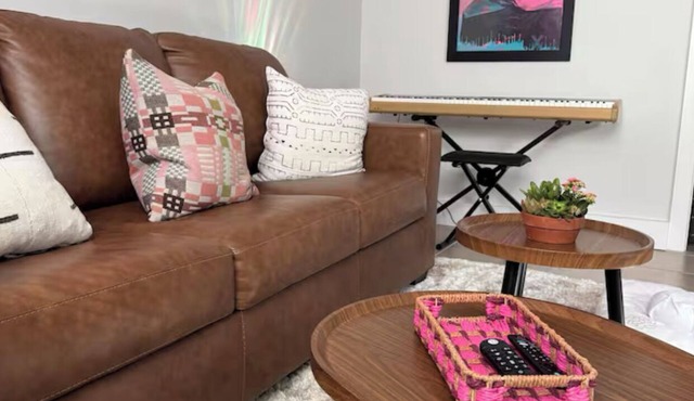 Super Clean & Cozy 2-bedroom house in lovely Salt Lake City