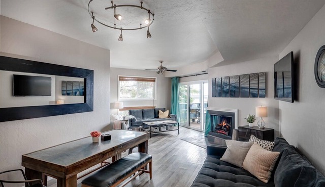 Super comfortable Neighbor to Park City Resort!