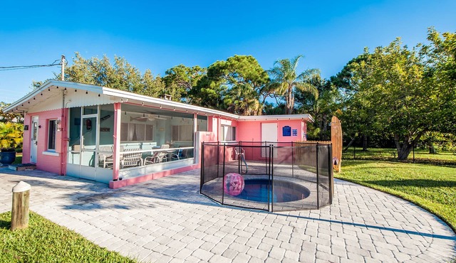 Super comfy cottage, close to the beach